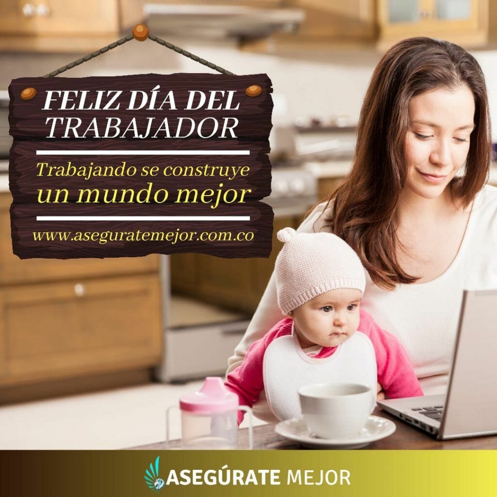 Madre trabajando con su bebé en brazos por el Día del Trabajador