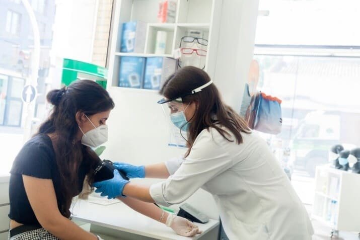 Los 5 consejos esenciales para cuidar tu salud después de la pandemia 2 los chequeos medicos son muy importantes para cuidar de la salud